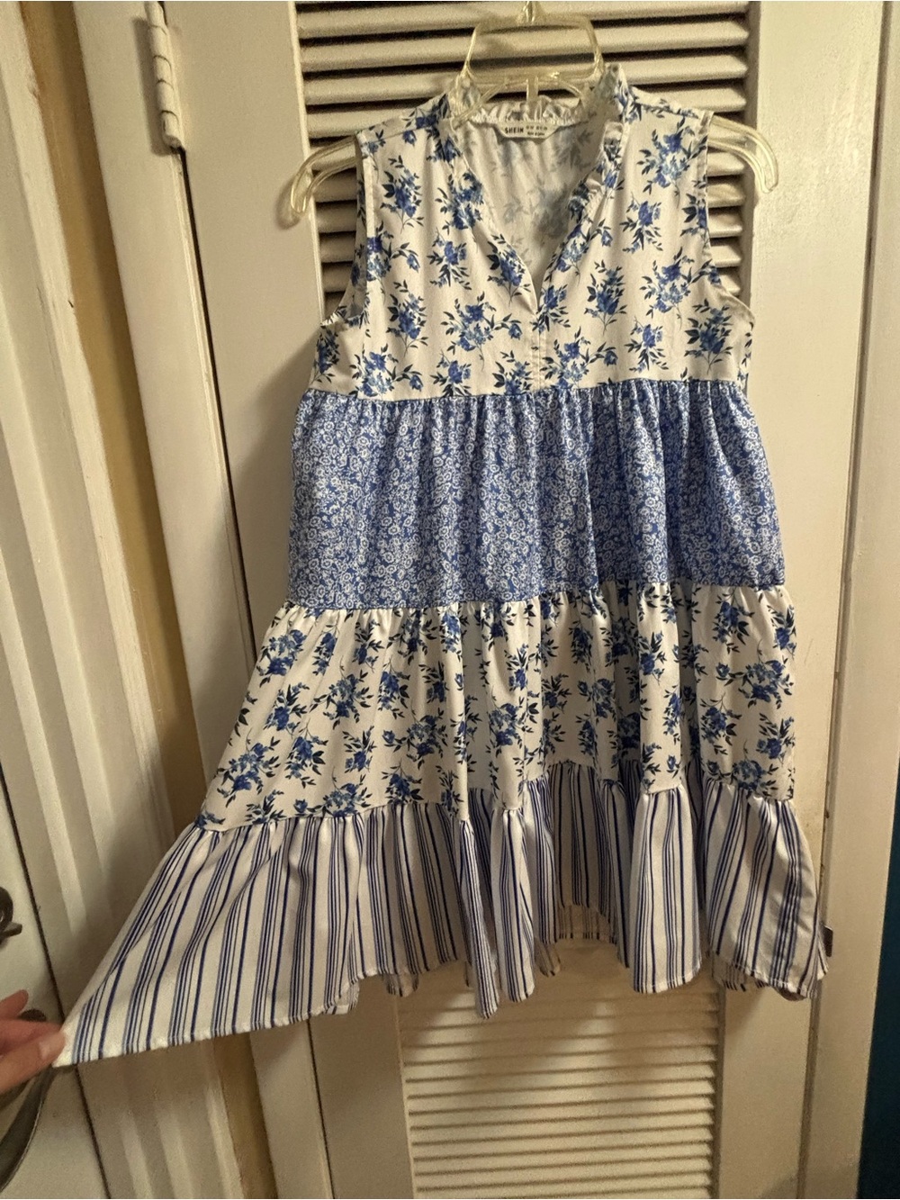 SHEIN Blue and White Floral Tiered Sundress for Girls